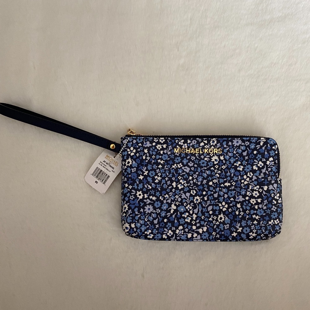 Michael Kors Lg Double Gusset Wristlet NWT